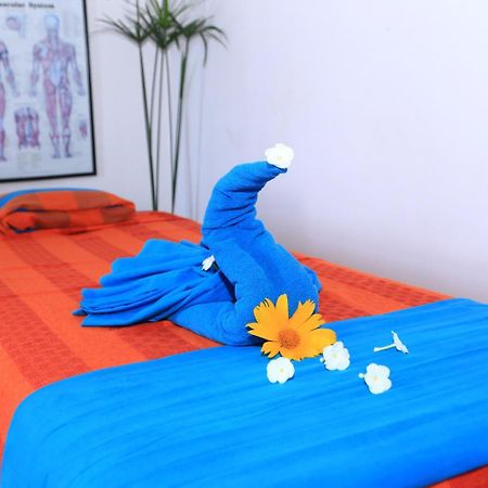 Topaz Beach Hotel Негомбо Экстерьер фото