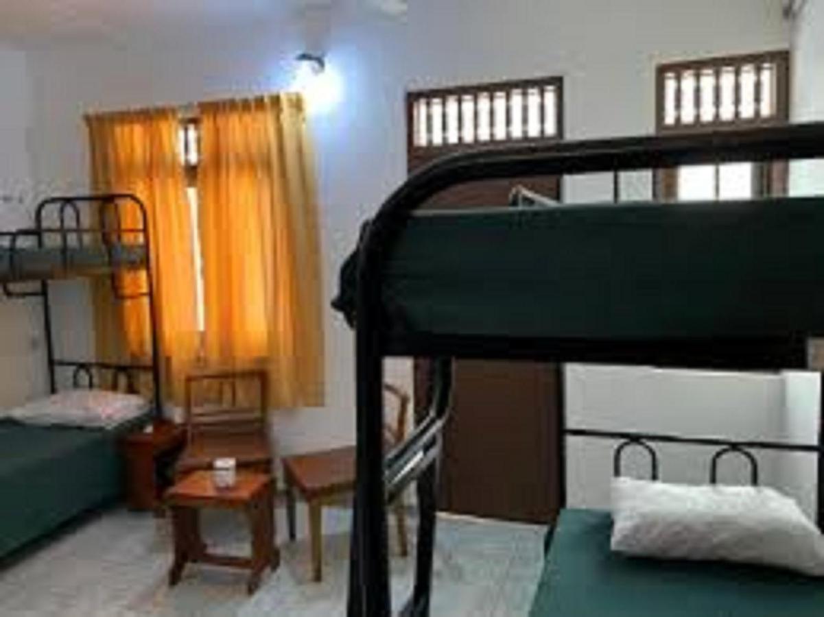 Topaz Beach Hotel Негомбо Экстерьер фото