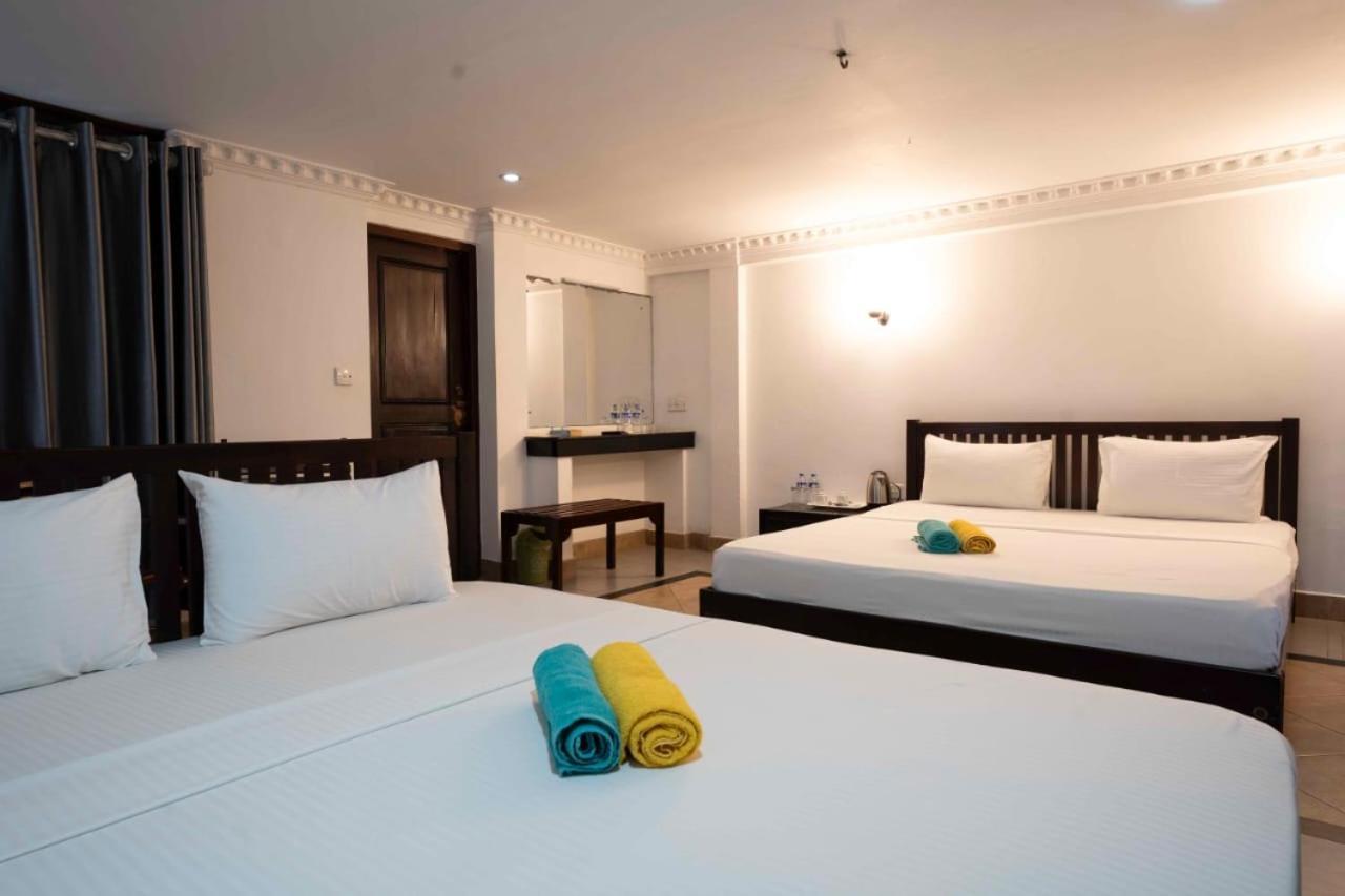 Topaz Beach Hotel Негомбо Экстерьер фото
