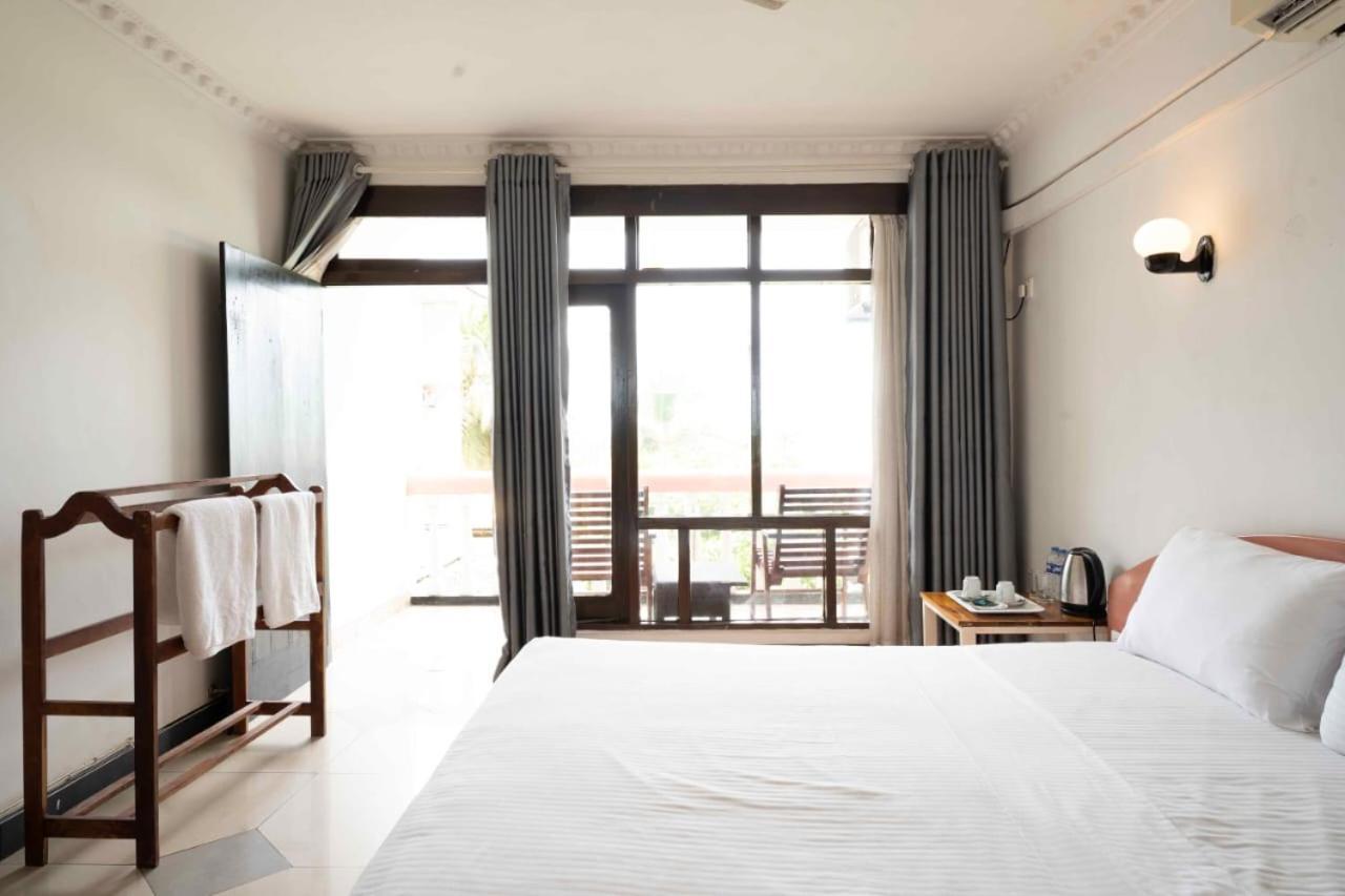 Topaz Beach Hotel Негомбо Экстерьер фото
